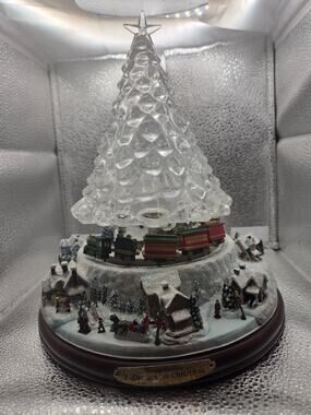 Thomas Kinkade "Reflections of Christmas" Crystal Illuminated Tree